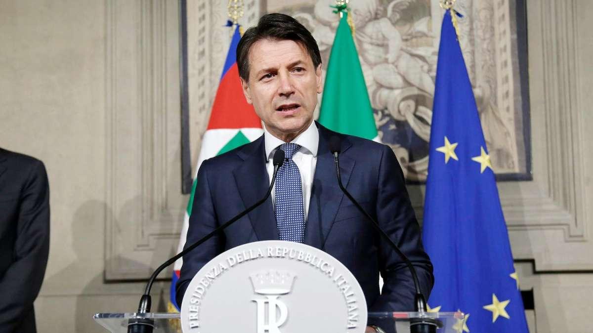 Il premier Conte esclude nuovo lockdown: "Lo eviteremo con una nuova strategia"