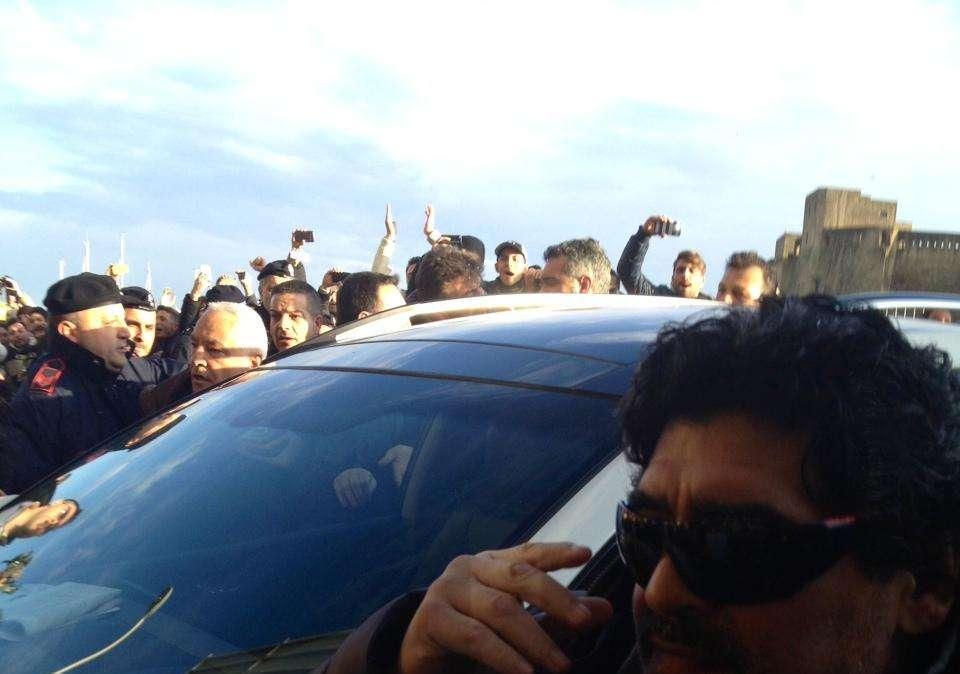 VIDEO TN - Diego arrivato in città, che accoglienza per il Pibe de oro!