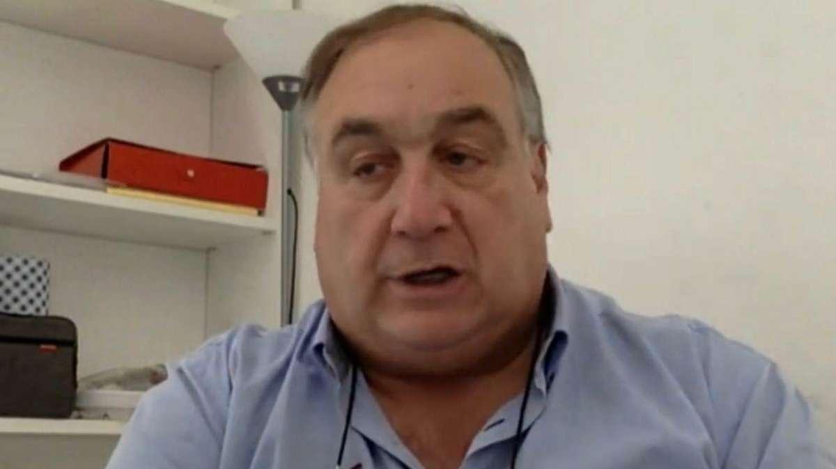 Chiariello: "Luis Enrique grande uomo e grande tecnico, se viene stappo una bottiglia"