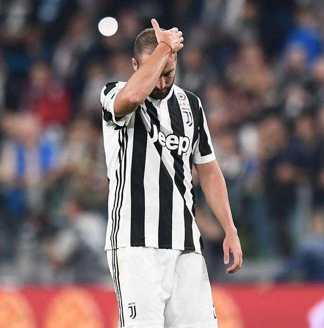Clamoroso Pallone d'Oro, svelata la lista definitiva dei 30 candidati: escluso Higuain! Ci sono Mertens, Dzeko e due italiani