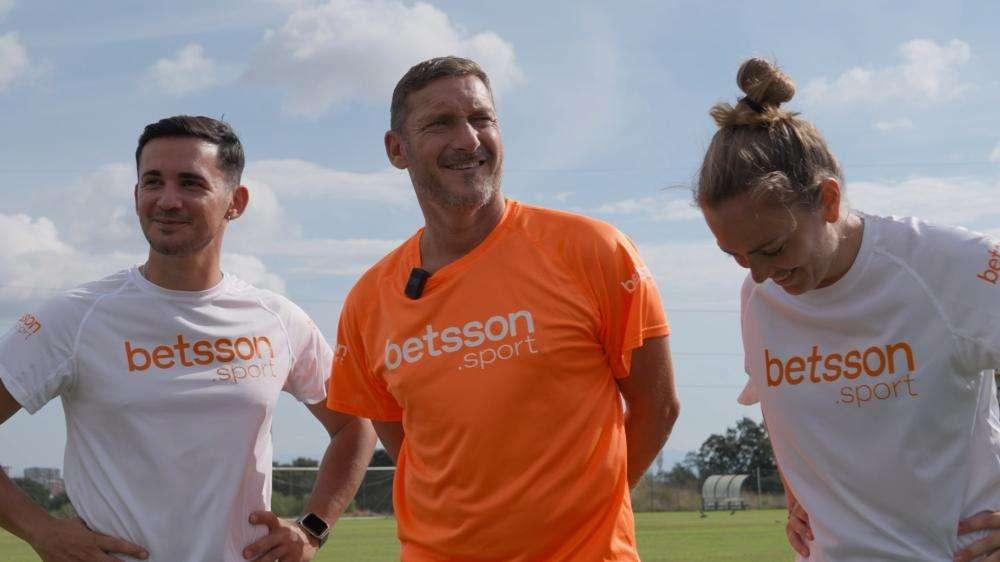 Totti sicuro: "Quest'anno ci sono più squadre al livello del Napoli"