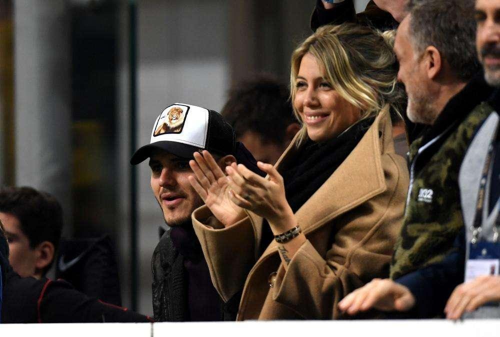 CdS - Icardi-Napoli, si tratta: parti in contatto, Wanda si è già informata per una villa a Posillipo
