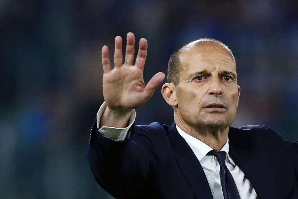 Allegri glissa sul futuro: "Inglese? Molto bene. Dov'è l'uscita?"