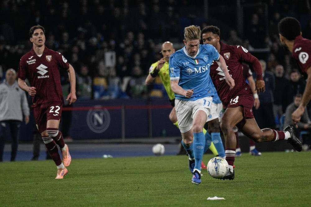 Napoli-Lecce, Juan Jesus verso il forfait: Conte ha scelto il sostituto! Dubbio in attacco