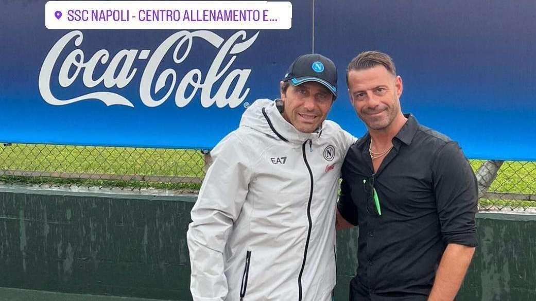 Visita a Castel Volturno, Calaiò con Conte: "Grazie del tempo che mi hai dedicato"
