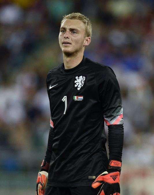 Dalla Spagna - Cillessen in partenza da Barcellona, il Napoli è ancora in corsa: in pole c'è la Premier