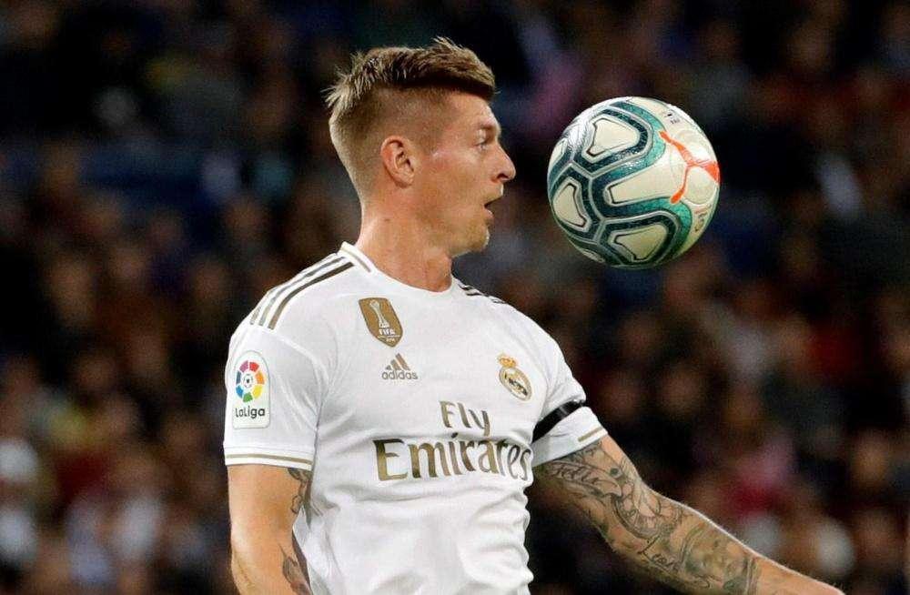 Real Madrid, Kroos: "Taglio stipendi regalo ai club, d'accordo solo se si farà beneficenza"