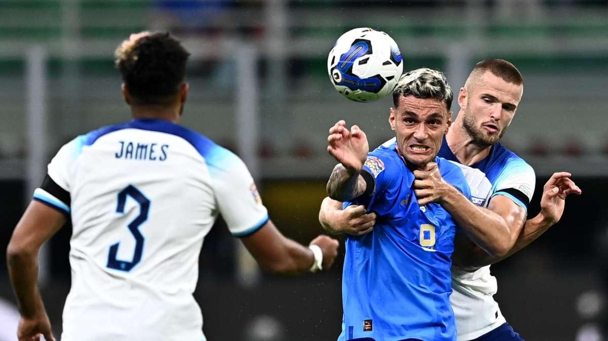 Col 3-5-2 l'Italia gira meglio, ma all'intervallo è 0-0 con l'Inghilterra