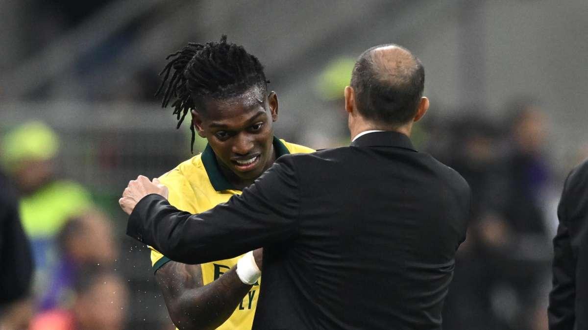 Milan, Allegri recupera due titolari in vista del Napoli: l’annuncio in conferenza