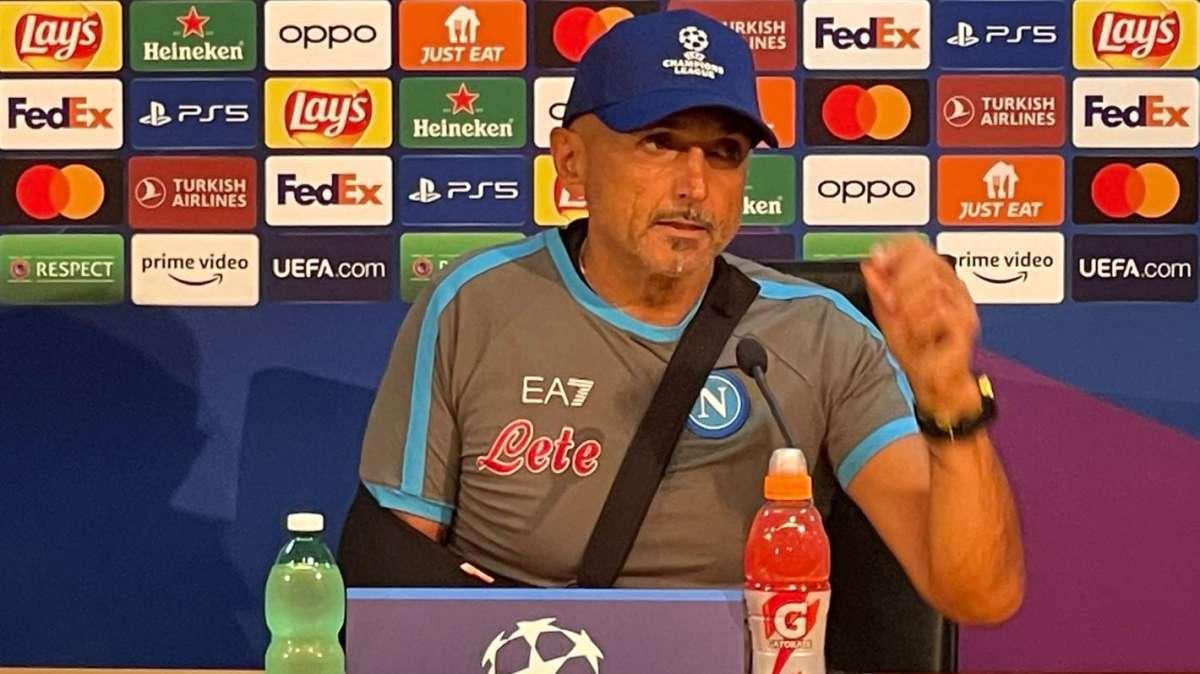 RILEGGI LIVE-  Conferenza Spalletti: "Che vittoria! Pubblico incredibile, stadio era un tostapane! Su Kvara, Meret, Anguissa e Ndombele..."