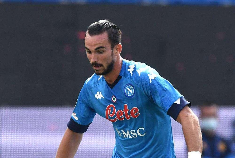 FOTO - Fabiàn si rilassa alla vigilia del Milan: "Mi consigliate una serie tv?"