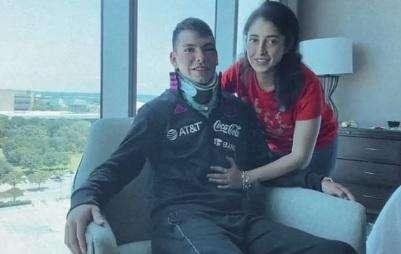VIDEO - Lozano col collare rassicura i tifosi: "Grazie a Dio sto bene"