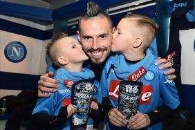 L'emozionante messaggio di Hamsik per Paolo Cannavaro: "Grazie di tutto! Un onore prendere la tua fascia..."