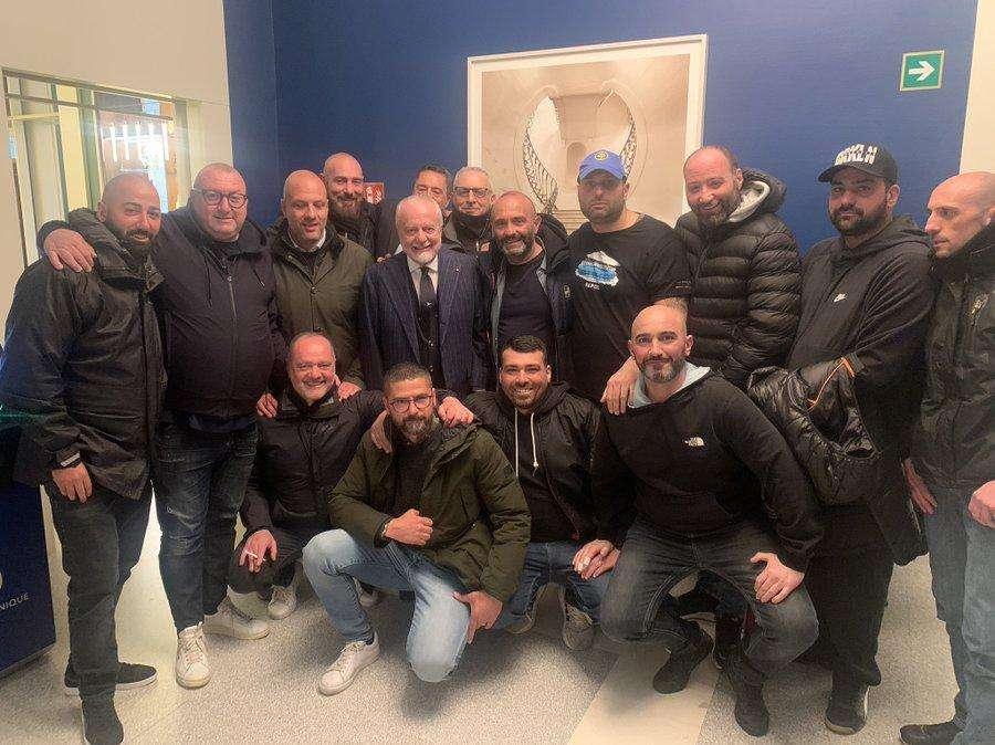 FOTO - ADL twitta dopo l’incontro con i gruppi organizzati: “Napoli siamo noi, uniti per vincere!”