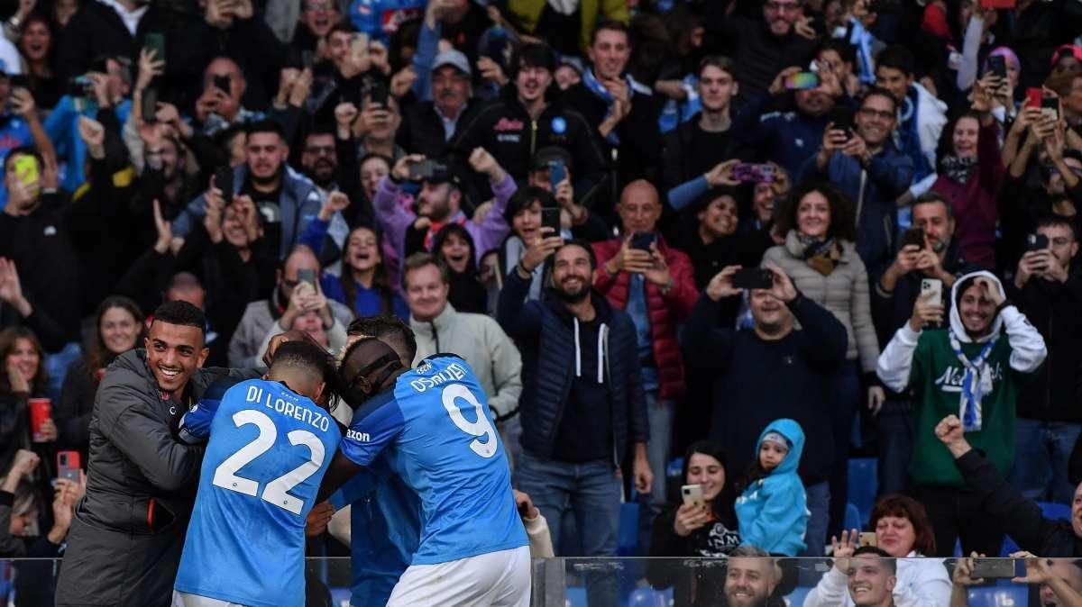 Spezia-Napoli, settore ospiti chiuso ma i napoletani hanno trovato una "soluzione"