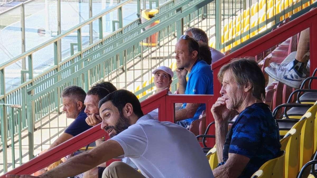 Oriali e Sinicropi osservano gli azzurri dalla tribuna