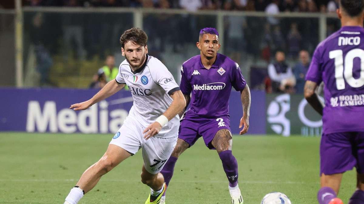 Fiorentina-Napoli 2-2, le pagelle: Kvara luce, che errore di Politano! Anguissa passeggia, Simeone irriconoscibile