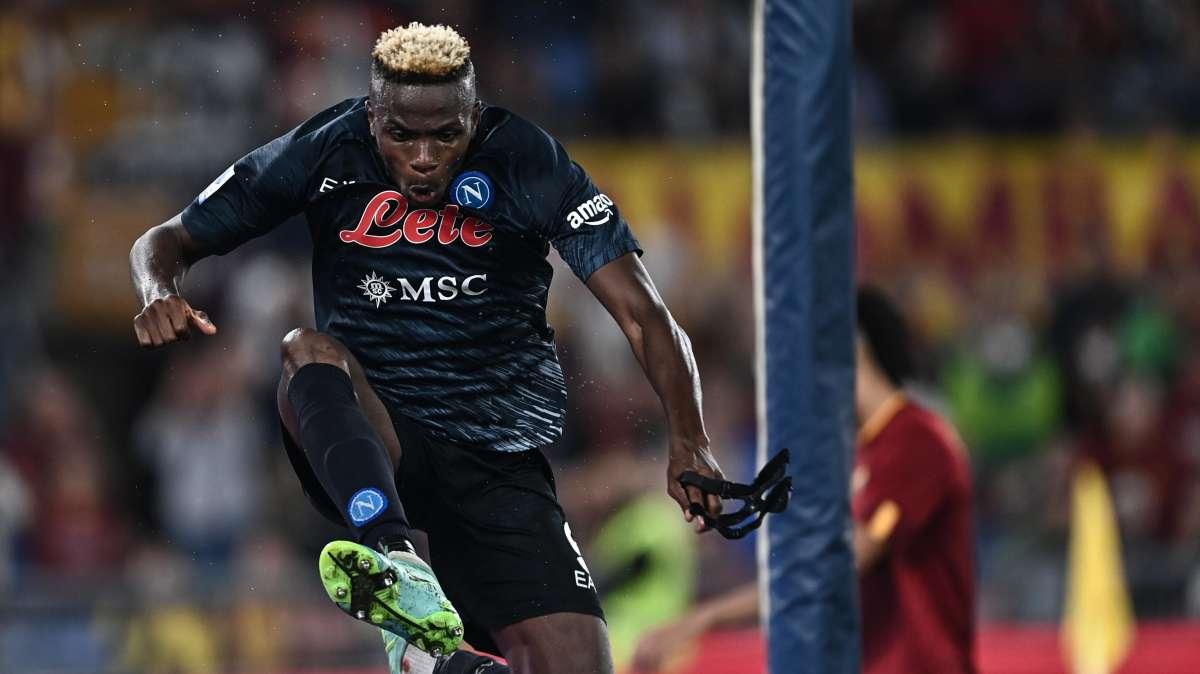 Super-Osimhen lancia il Napoli: il 63% degli utenti di TN lo elegge migliore in campo a Roma