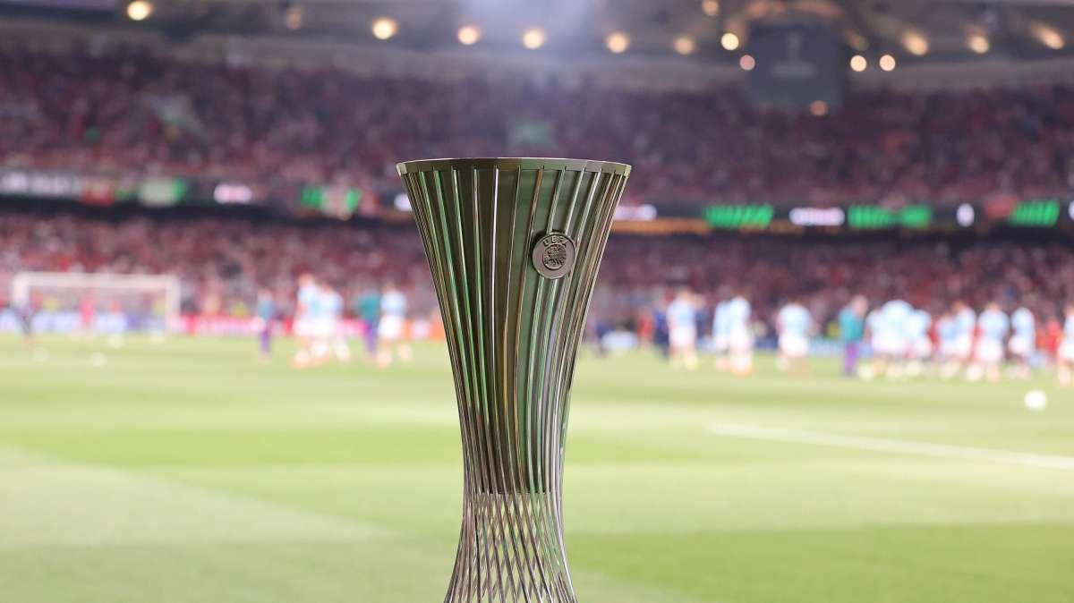 Conference, i risultati: tutto facile per il Betis, vittoria esterna del Rapid 