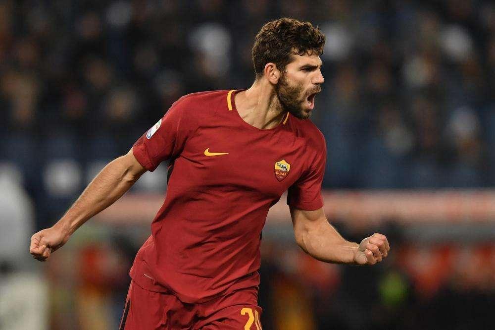 Roma, Fazio non molla: "Sei giorni per allenarci bene, vogliamo battere il Napoli!"