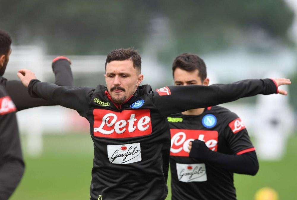 FOTO - Allenamento terminato a Castel Volturno, la SSC Napoli mostra Mario Rui su Twitter: "Tutto ok"