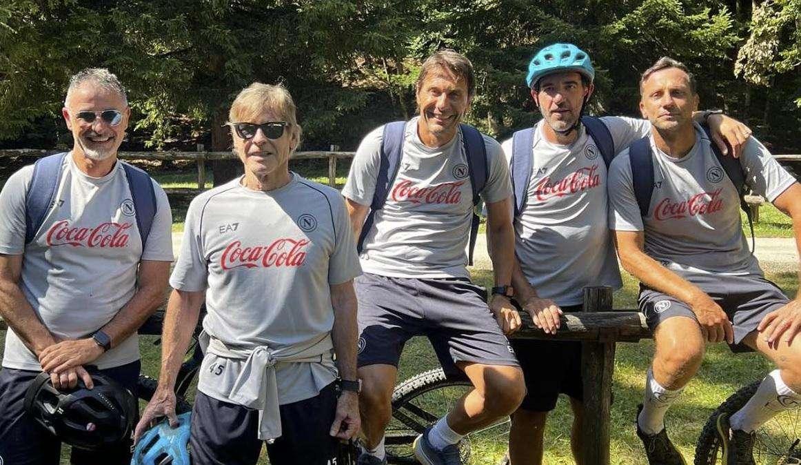 Il day off di Conte: mountain bike e arrosticini per tecnico e collaboratori