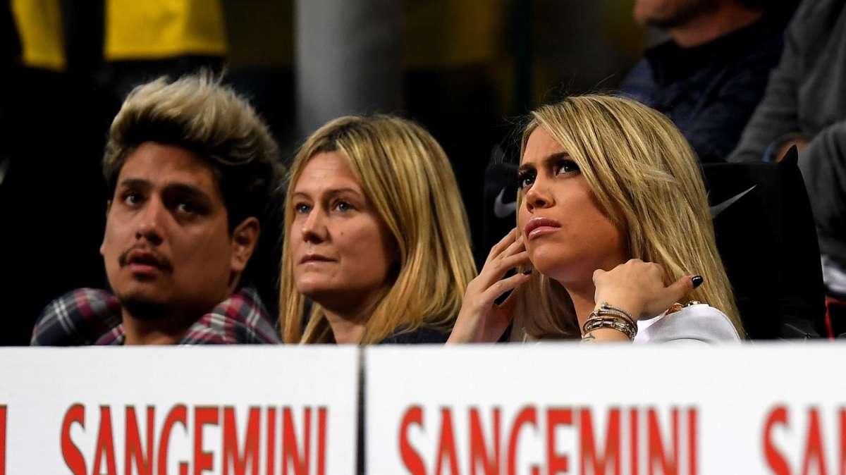 Wanda Nara annuncia la separazione con Icardi: "Doloroso vivere questo momento"