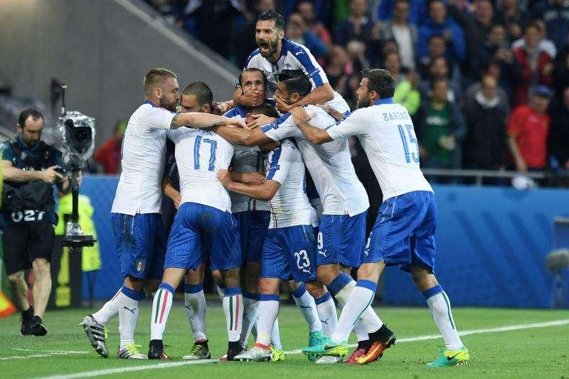 Conte comanda, gli azzurri eseguono