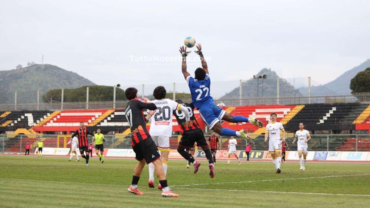 La parata di Yimga, portiere del Valmontone, su Palma è tra le migliori della settimana