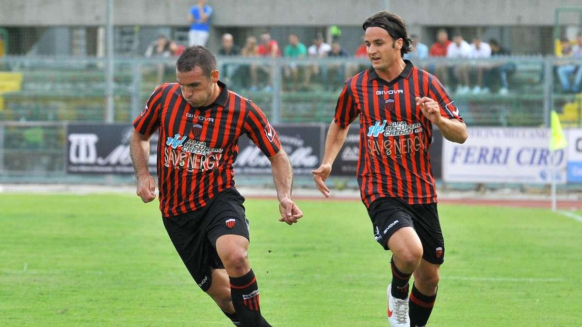 EX ROSSONERI: un esterno firma per una nobile decaduta