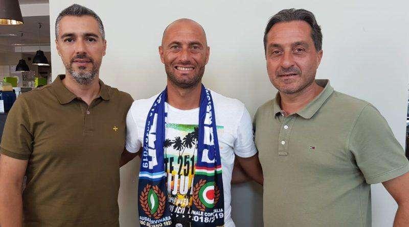 EX ROSSONERI: bum bum Carotenuto firma per il "Cervo"
