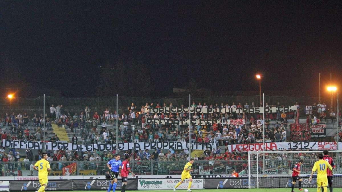 NOCERINA: i ragazzi della sud a favore dell'Associazione ONLUS