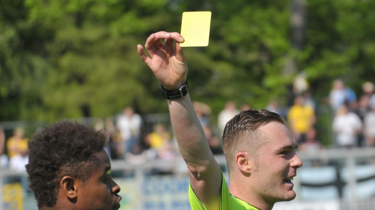 Serie D Girone G, fioccano i cartellini: Paganese a quota sei ammonizioni