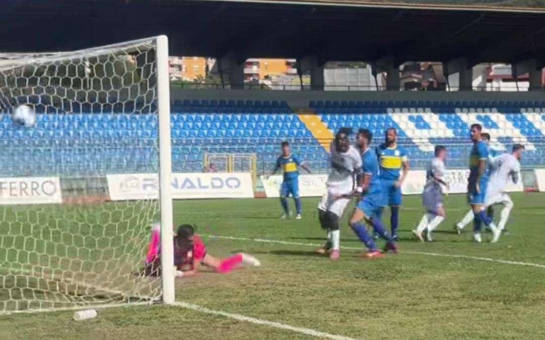 Top &amp; Flop Paganese-Ischia