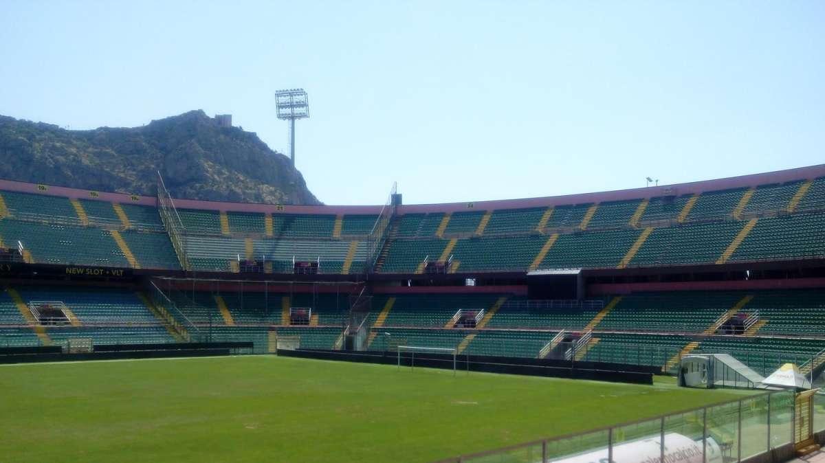 Palermo-Reggina, vietata la vendita dei biglietti del settore ospiti