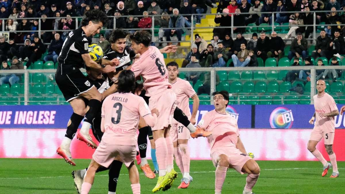 Serie B, risultati e classifiche aggiornate 