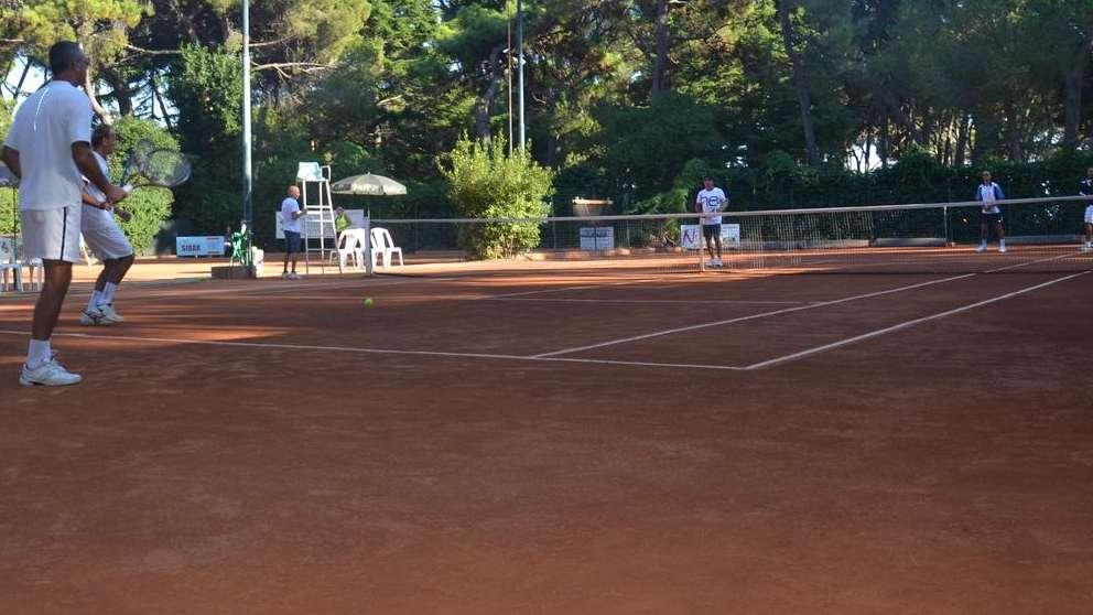 Extra Calcio: Tennis, vince la Errani a Palermo