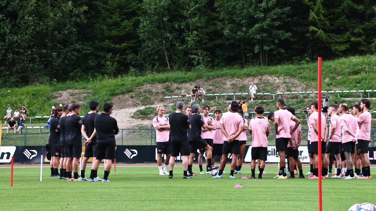 Palermo,. svolta doppia seduta di allenamento. Domani la presentazione di Cassandro