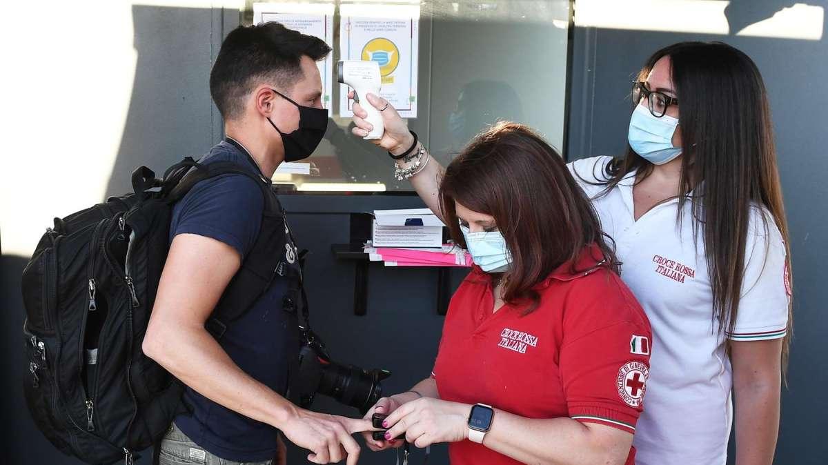 Emergenza Coronavirus, Palermo: nuove restrizioni per il fine settimana del primo maggio. Divieto di accesso alle spiagge ed altro