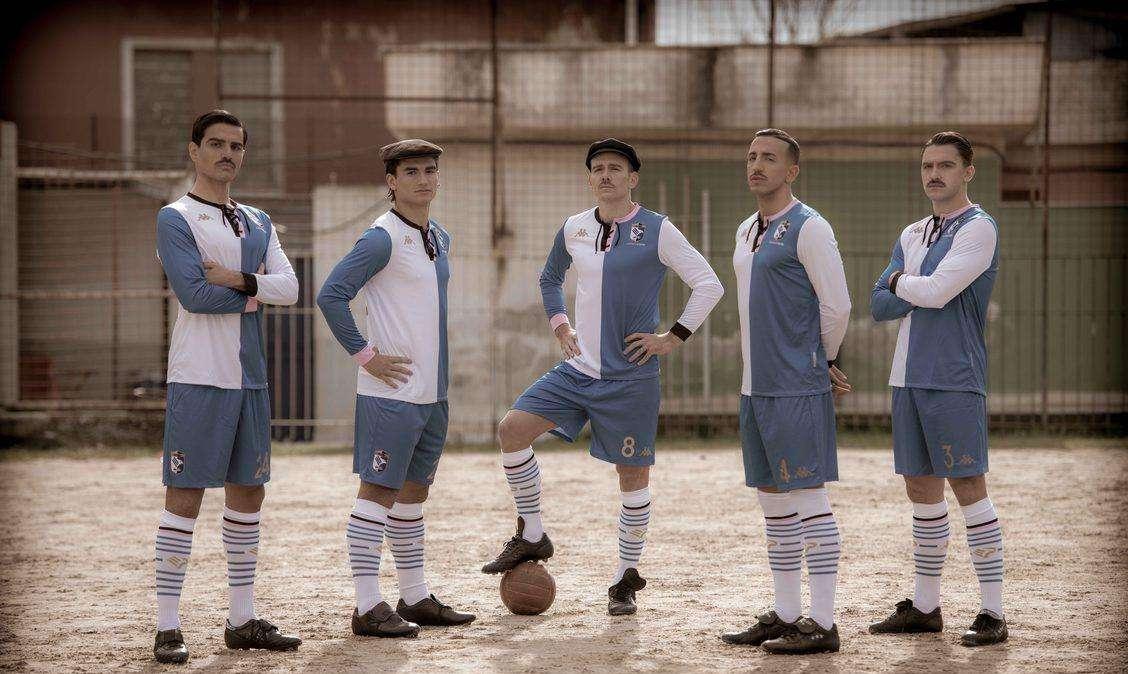 Palermo, contro il Bari la maglia celebrativa dei suoi 120 anni di storia