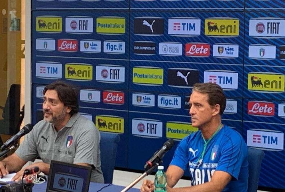 Italia, Mancini: "Dobbiamo qualificarci il prima possibile. Spero in un Olimpico pieno"