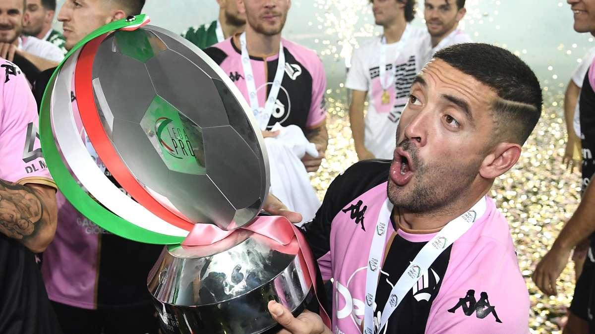 Palermo, auguri a De Rose