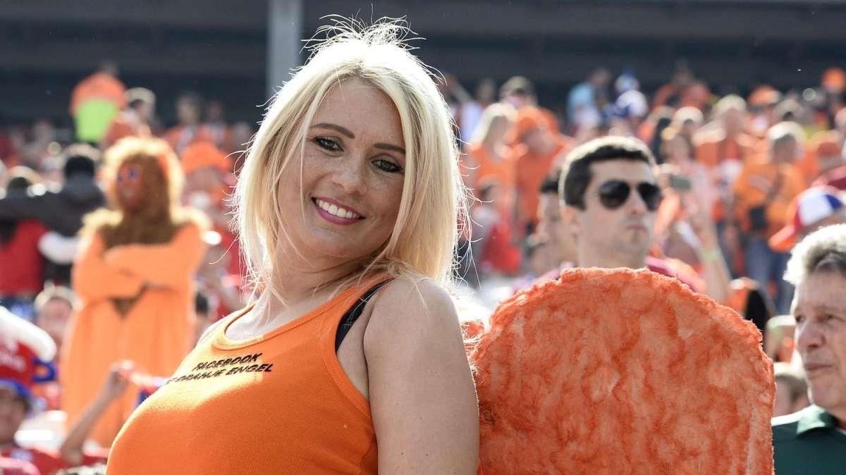 Extra Calcio: Formula uno, Verstappen vince ad Imola, Leclerc terzo