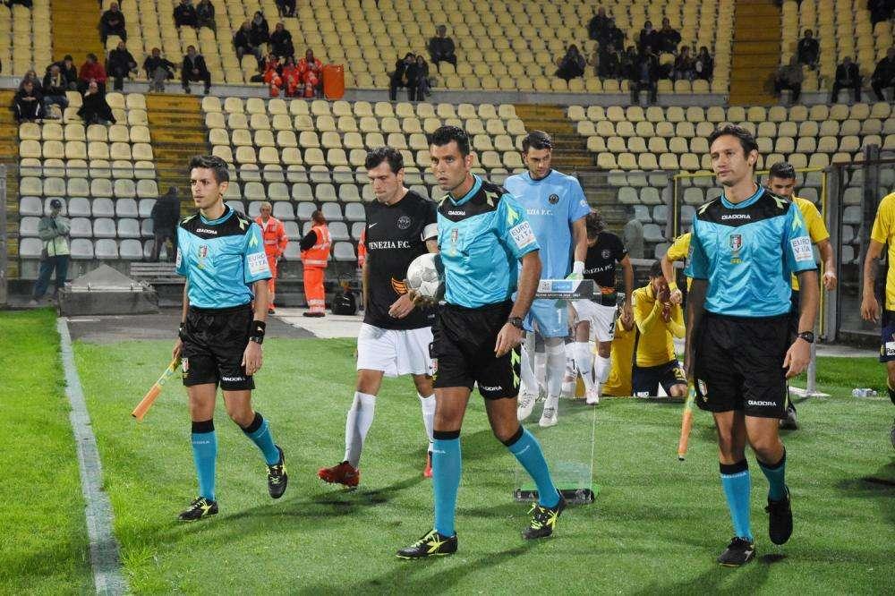 Serie A, gli arbitri del primo turno