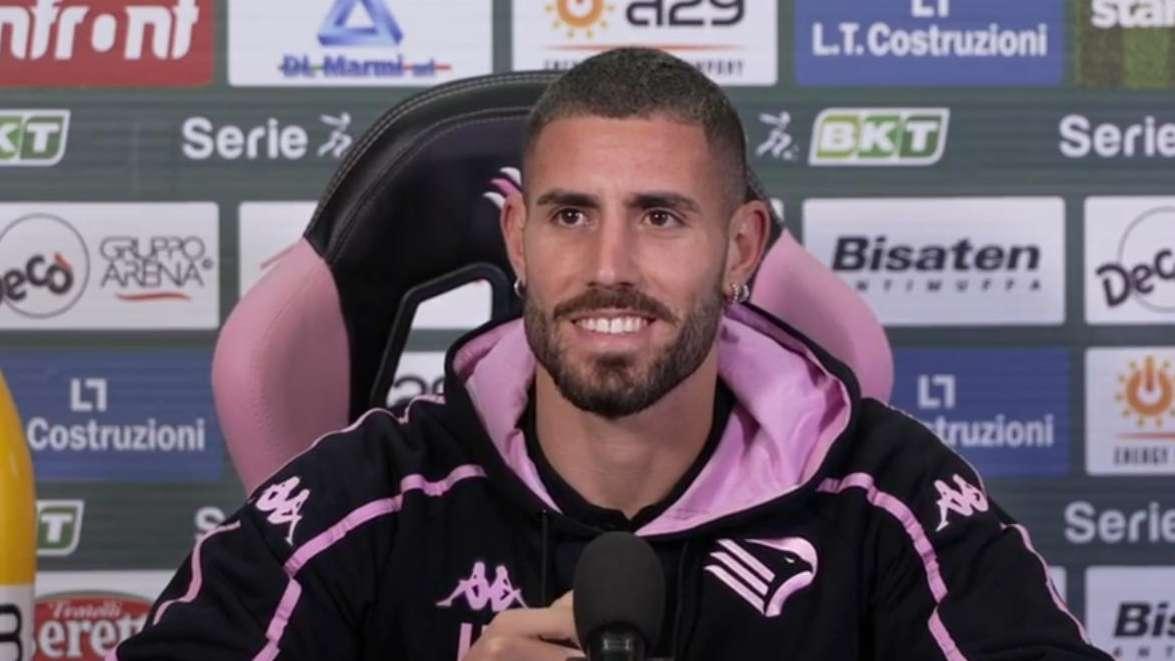 Palermo, Tutino: "Il Barbera è uno degli stadi più belli d'Italia. Giocarci è un'emozione fortissima"