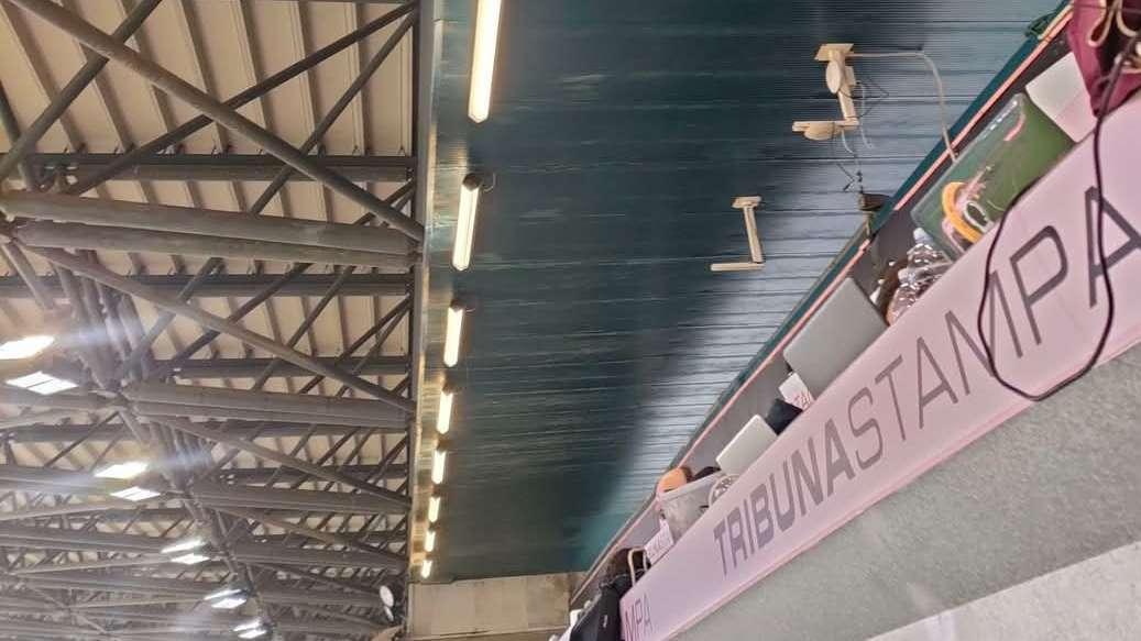 Palermo, problemi di infiltrazione d'acqua in Tribuna