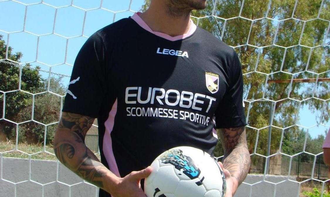 Palermo, Pinilla in Nazionale