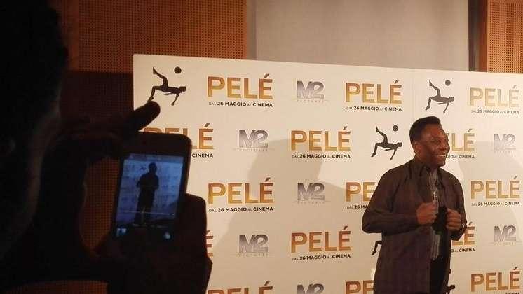 Morte di Maradona, Pelé: "Ho perso un grande amico..."