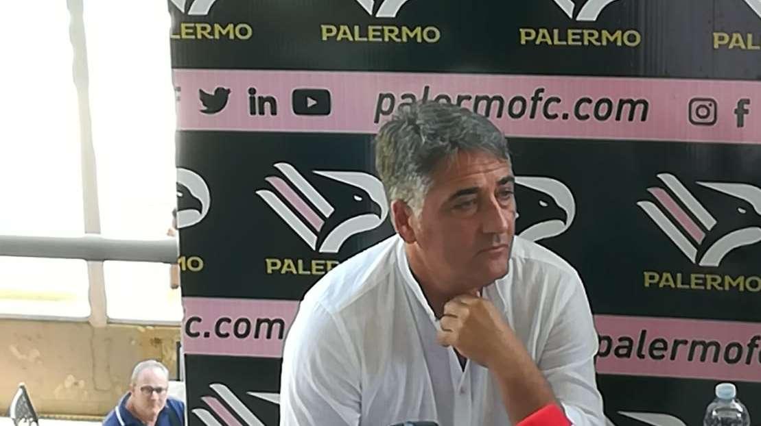 Palermo, Boscaglia: "Chi mi vede lontano dalla società non vuole bene ai rosanero" 
