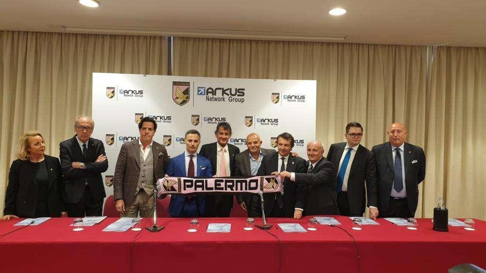 Palermo, oggi conferenza della proprietà rosanero